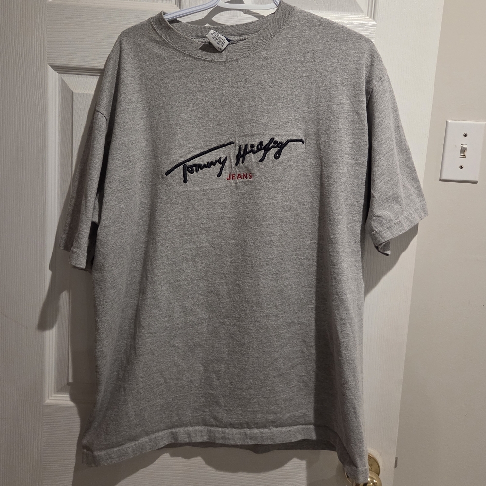 Y2K Tommy Hilfiger Gray Men's T-Shirt